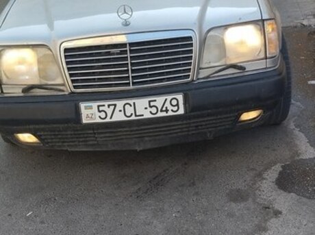 Mercedes E 220