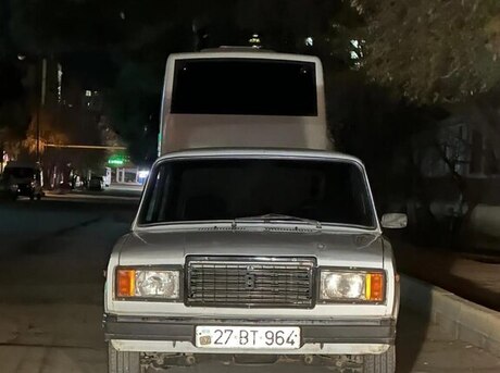 LADA (VAZ) 2107 2004
