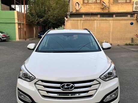Hyundai Grand Santa Fe
