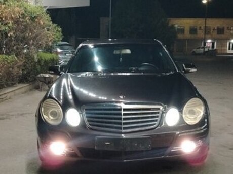 Mercedes E 220