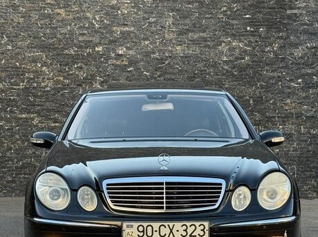 Mercedes E 320