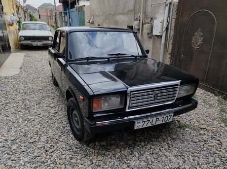 LADA (VAZ) 2107