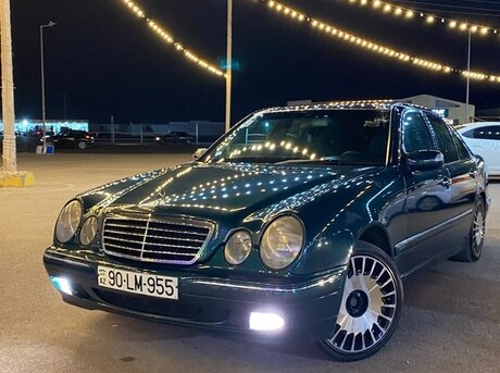Mercedes E 220 2001