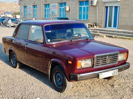 LADA (VAZ) 2107