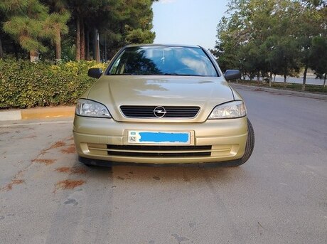 Opel Astra 2005