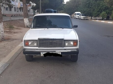 LADA (VAZ) 2107