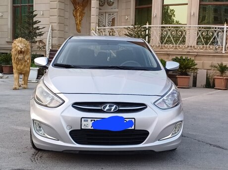Hyundai Accent