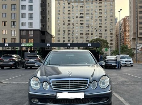 Mercedes E 320 4MATIC 2004