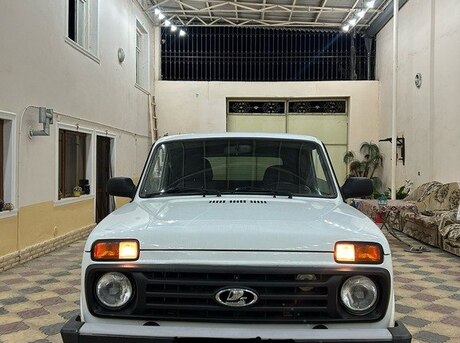 LADA (VAZ) Niva 2014