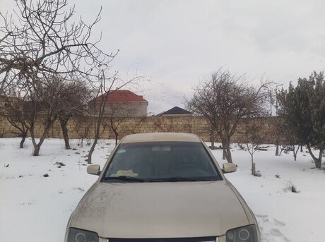 Volkswagen Passat 2001