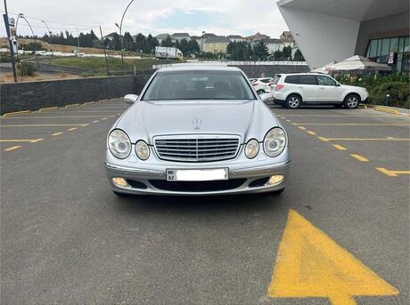 Mercedes E 240 2002