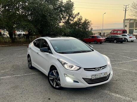 Hyundai Elantra 2015