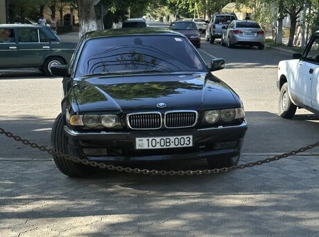 BMW 740 2001