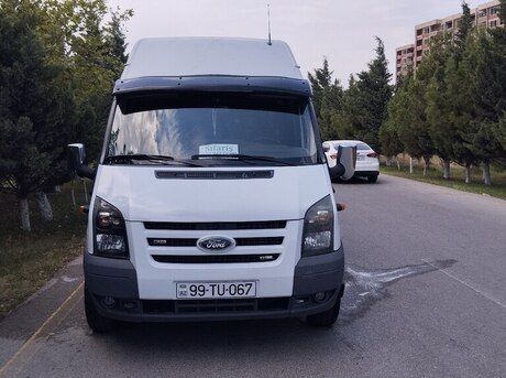 Ford Transit 2010