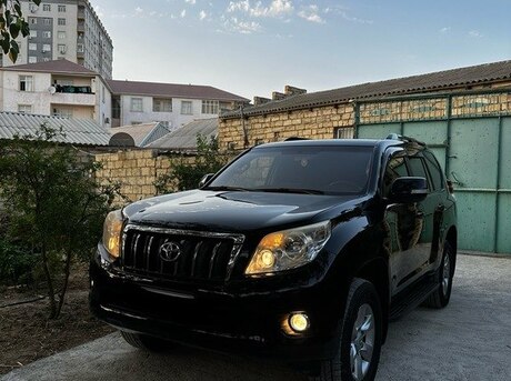 Toyota Land Cruiser Prado 2012