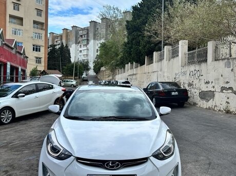 Hyundai Elantra 2014