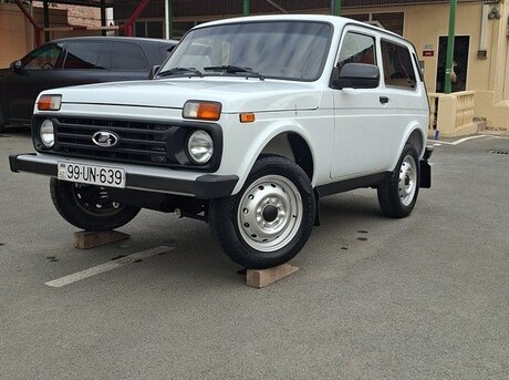 LADA (VAZ) Niva 2012