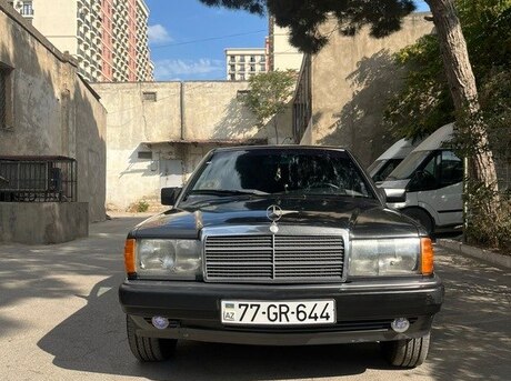 Mercedes 190 1990