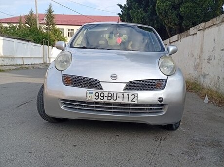 Nissan March 2002