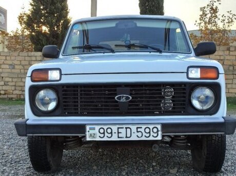 LADA (VAZ) Niva 2013