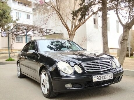 Mercedes E 220 2002