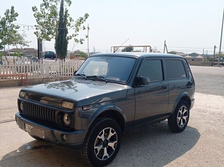 LADA (VAZ) Niva