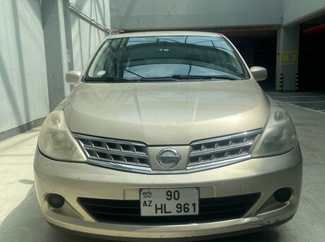 Nissan Tiida 2008