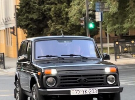 LADA (VAZ) Niva 2023