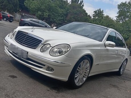 Mercedes E 320 2004