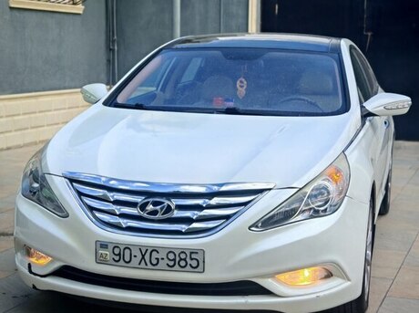 Hyundai Sonata 2010