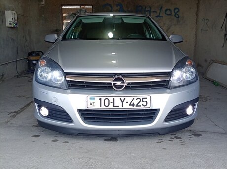 Opel Astra 2006
