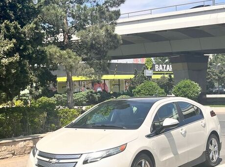 Chevrolet Volt 2012