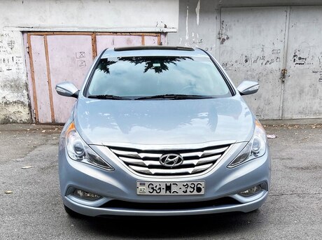 Hyundai Sonata 2012