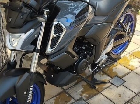 Yamaha FZ-S FI Deluxe 2024