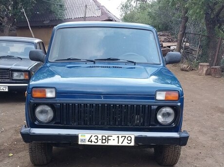 LADA (VAZ) Niva 2013