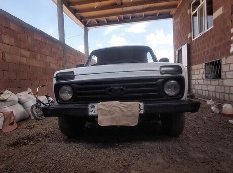 LADA (VAZ) Niva 2006
