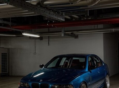 BMW 525