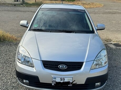 Kia Rio 2005