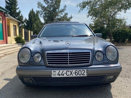 Mercedes E 240 1998