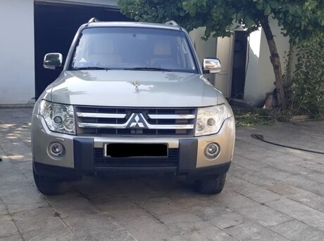 Mitsubishi Pajero 2007