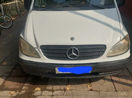 Mercedes Vito 109 2004