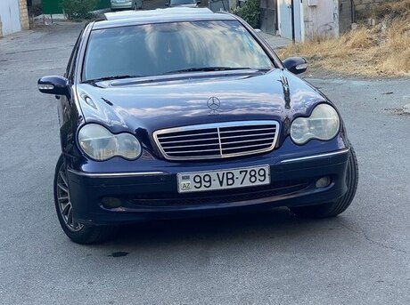 Mercedes C 240