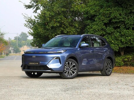 Geely  2025