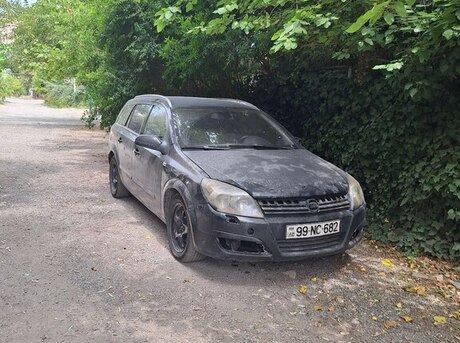 Opel Astra 2004