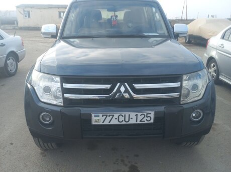Mitsubishi Pajero 2008