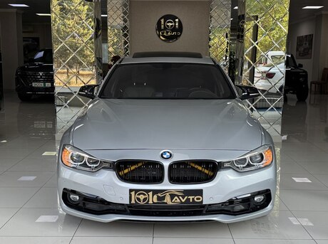 BMW 320
