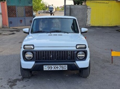 LADA (VAZ) Niva 2016