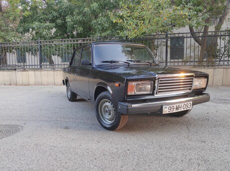LADA (VAZ) 2107 2010