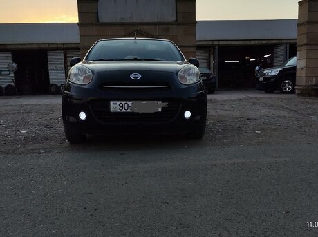 Nissan March 2012