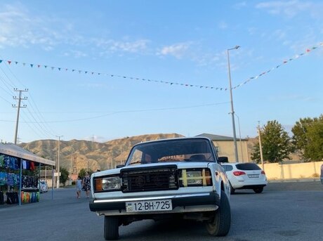 LADA (VAZ) 2107 2005
